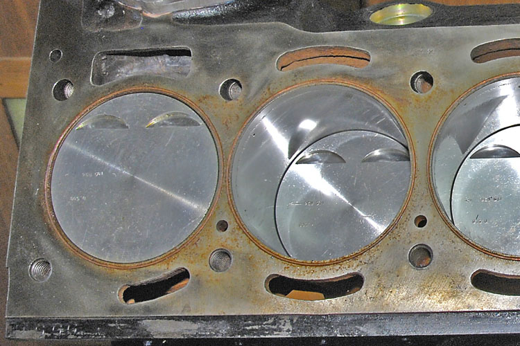 20120118-2727Ptw Sprint block showing copper o-rings.jpg