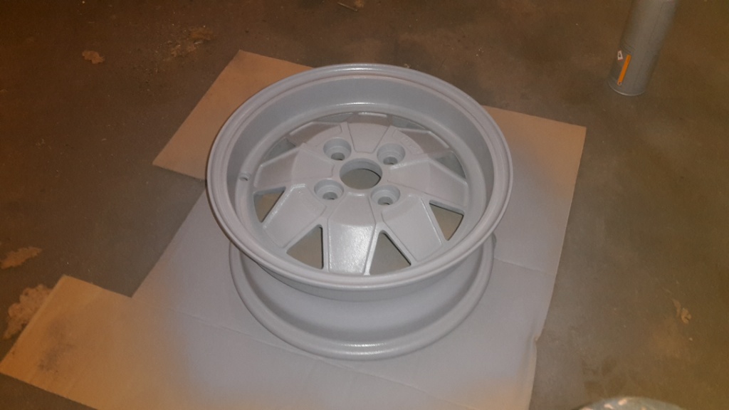 Grey primer