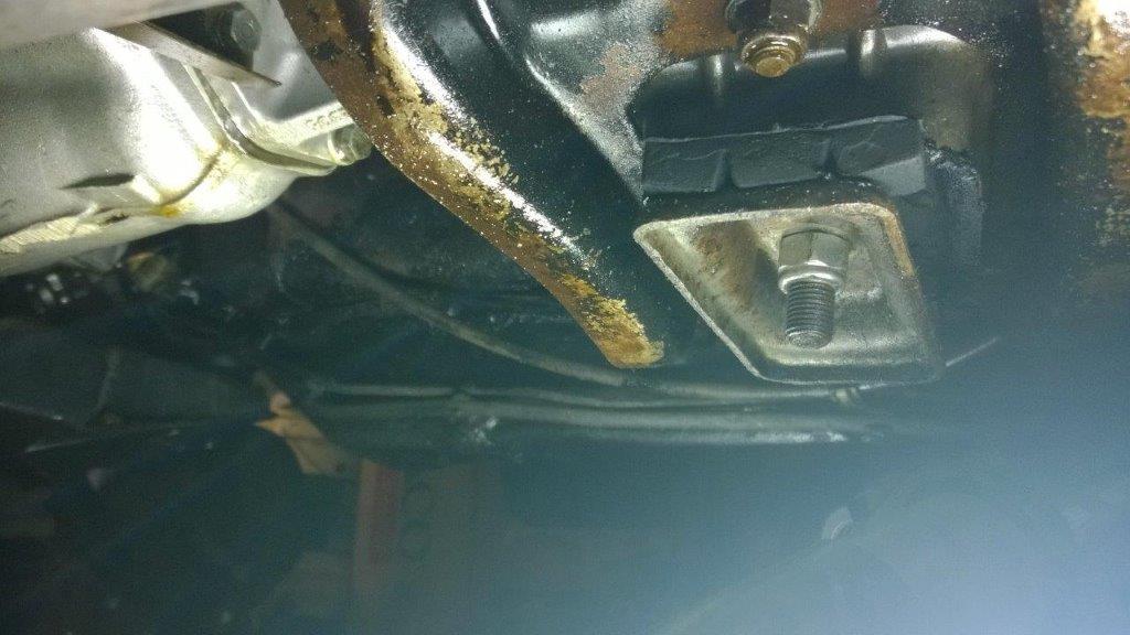 gearbox mount 4.jpg
