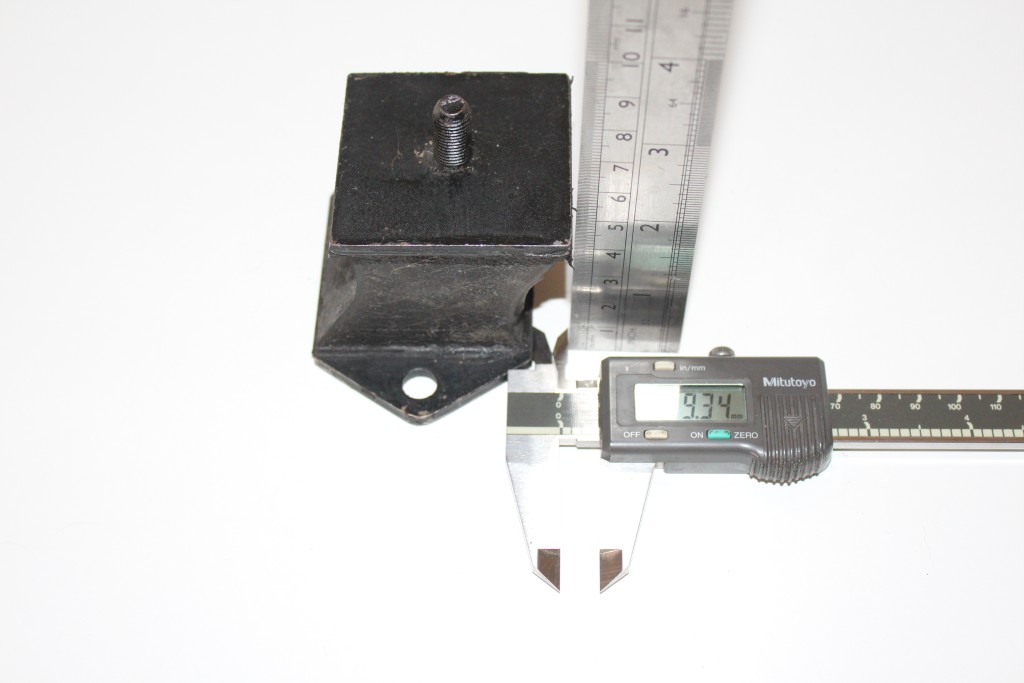 Engine Mount4.JPG
