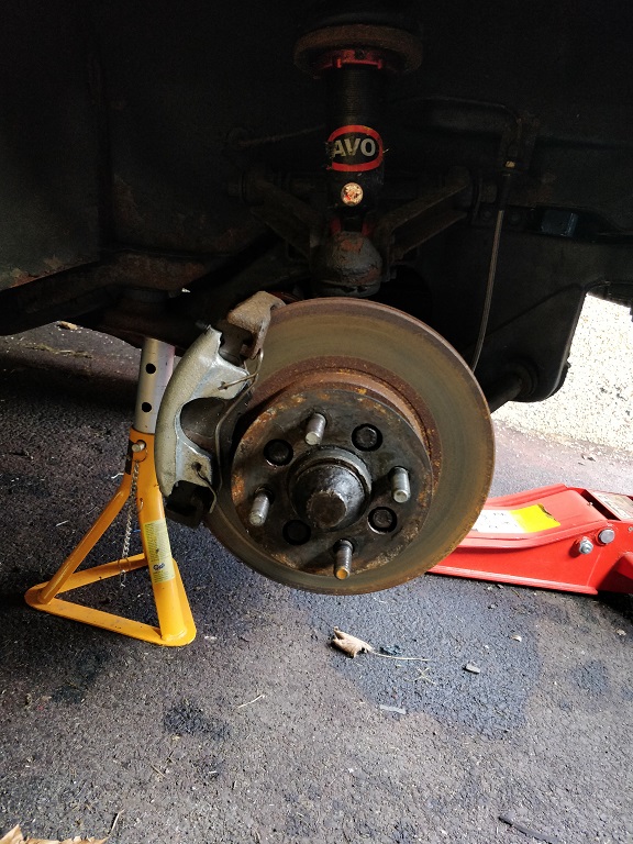 1500 TC TJ front brakes.jpg