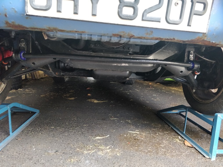 SM - 1500TC - Front roll bar - Fitted.jpg