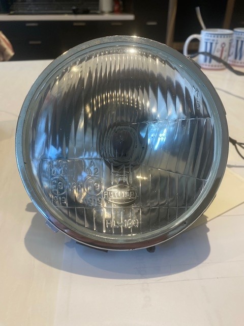 Light 2.jpg