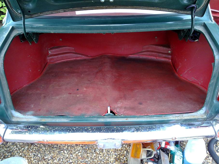 Matador Red bootlining