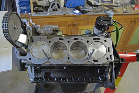 20120908-3541Pw Dolomite Sprint installing head gasket.jpg