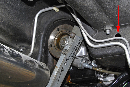 20130302-4042Ptw HU5000 Gearbox rear seal replacement.jpg