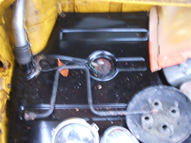 Dolly Restoration Fuel Tank.jpg