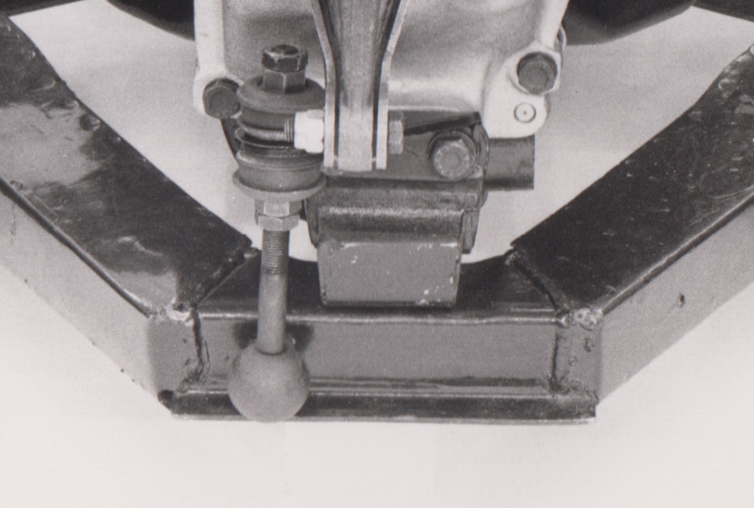Rear subframe engine mount.jpg