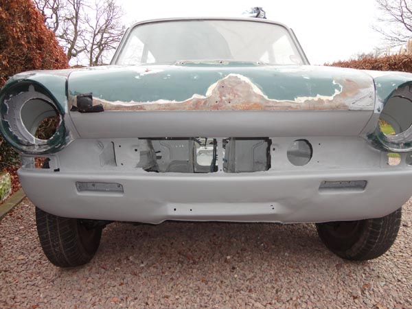 Photo shows fit between bonnet and box section now