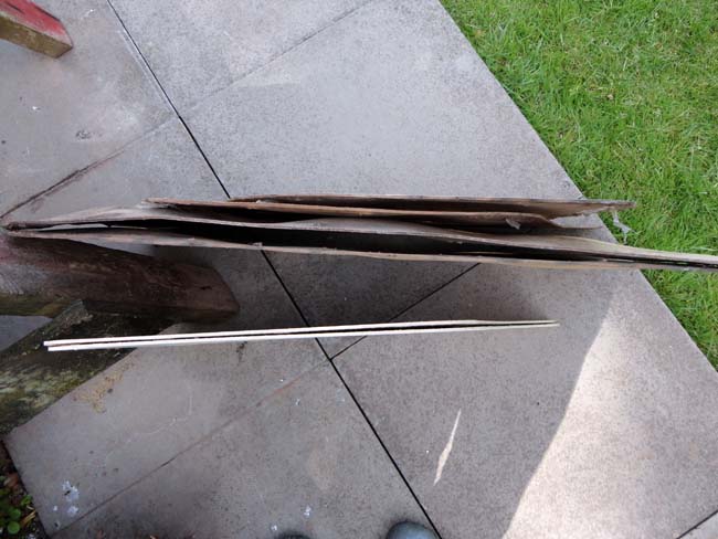 Edge view showing how badly distorted the old panels were compared to new ones