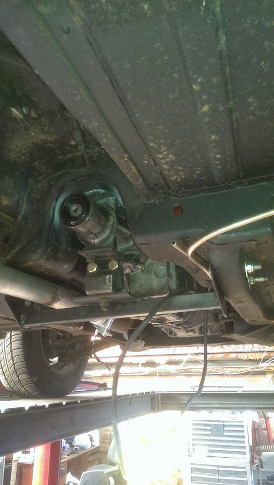 gearbox mount