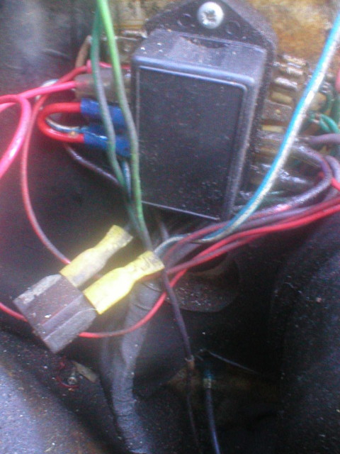 mod fuse box ext.jpg
