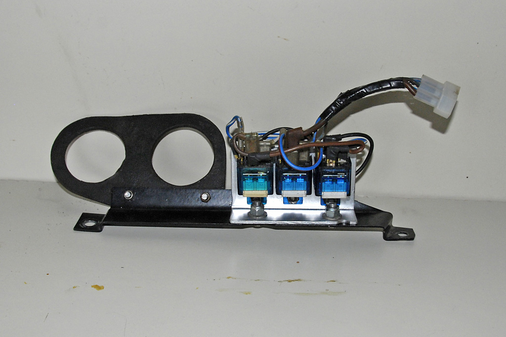 20130302-4053Ptx HU5000 relay arrangement.jpg