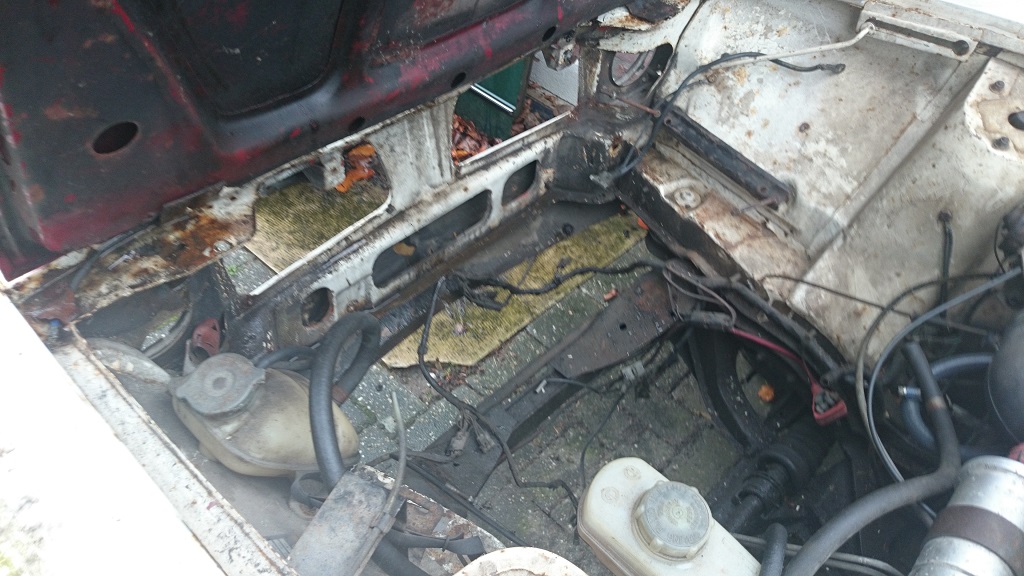 NO ENGINE, however is was also given 2 separate 1085 engines and 2,5 gearboxes :P